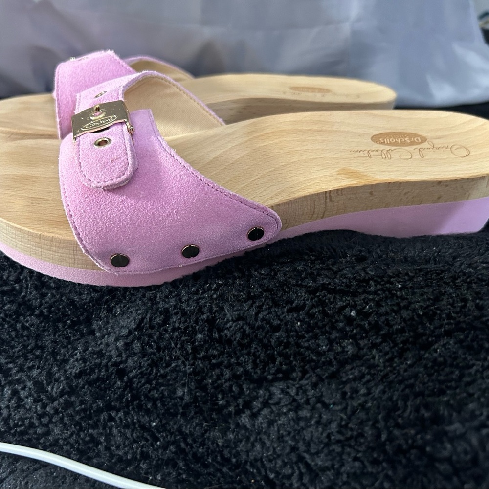 Dr Scholls pink suede clogs. Never worn.